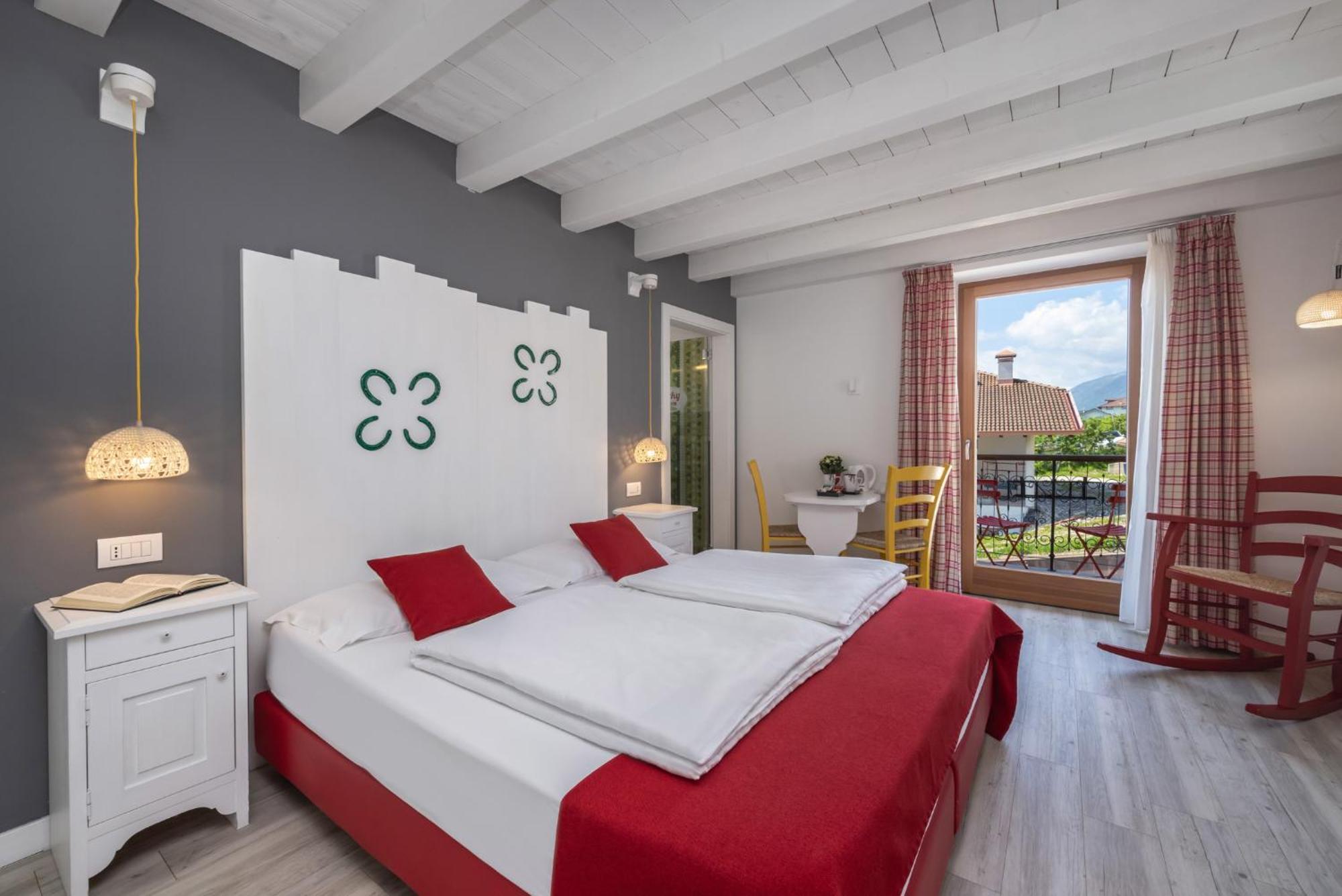 Horse House Bed & Breakfast Romallo Bagian luar foto