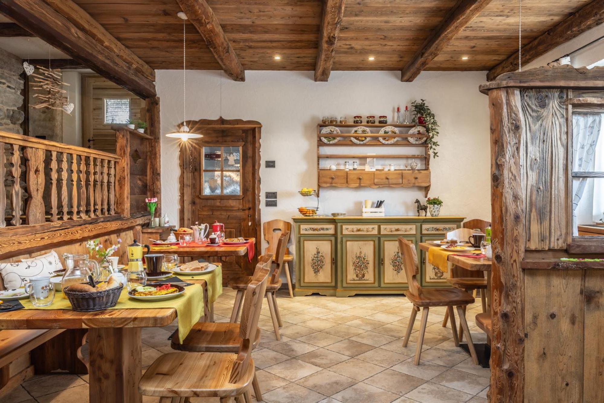 Horse House Bed & Breakfast Romallo Bagian luar foto
