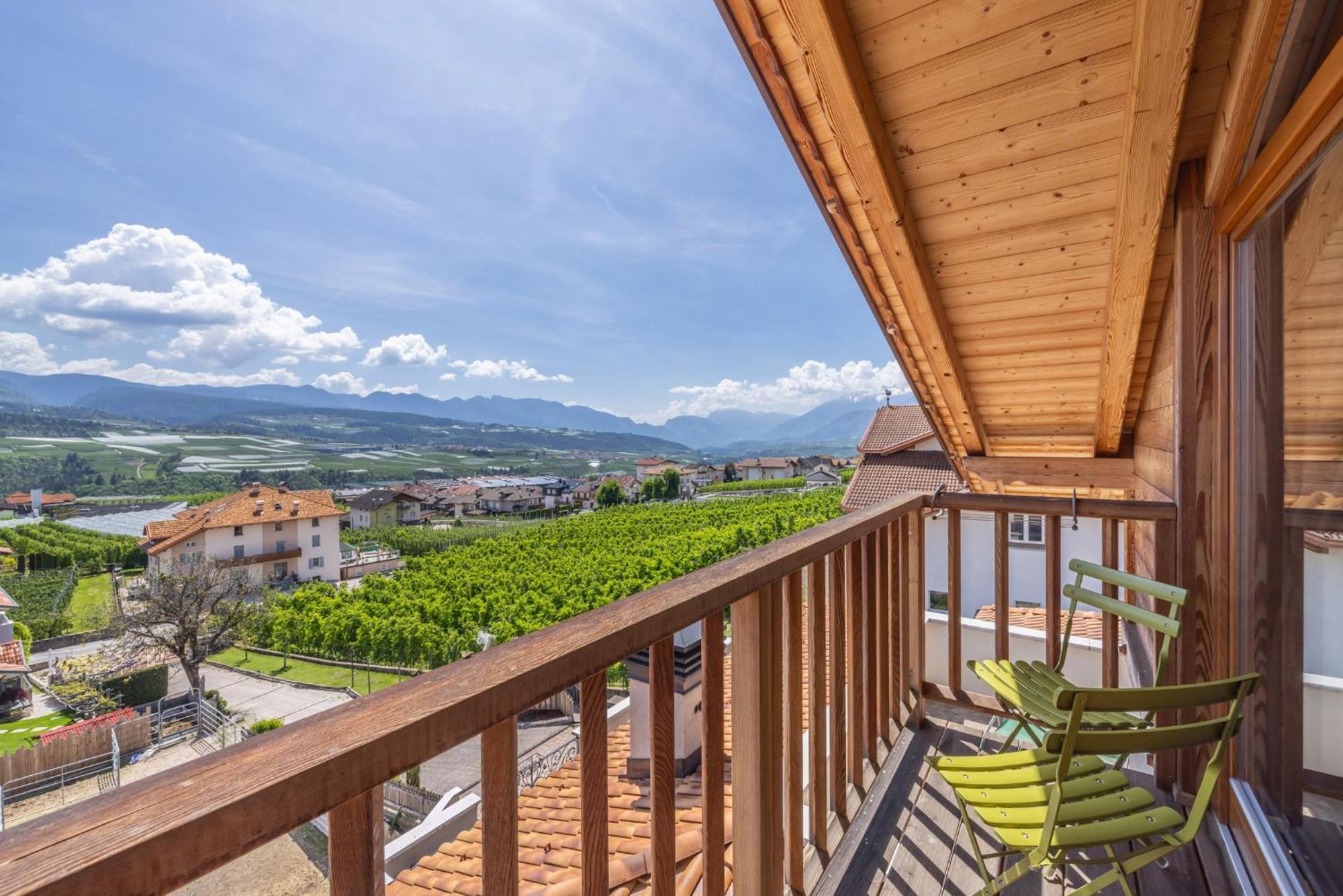 Horse House Bed & Breakfast Romallo Bagian luar foto