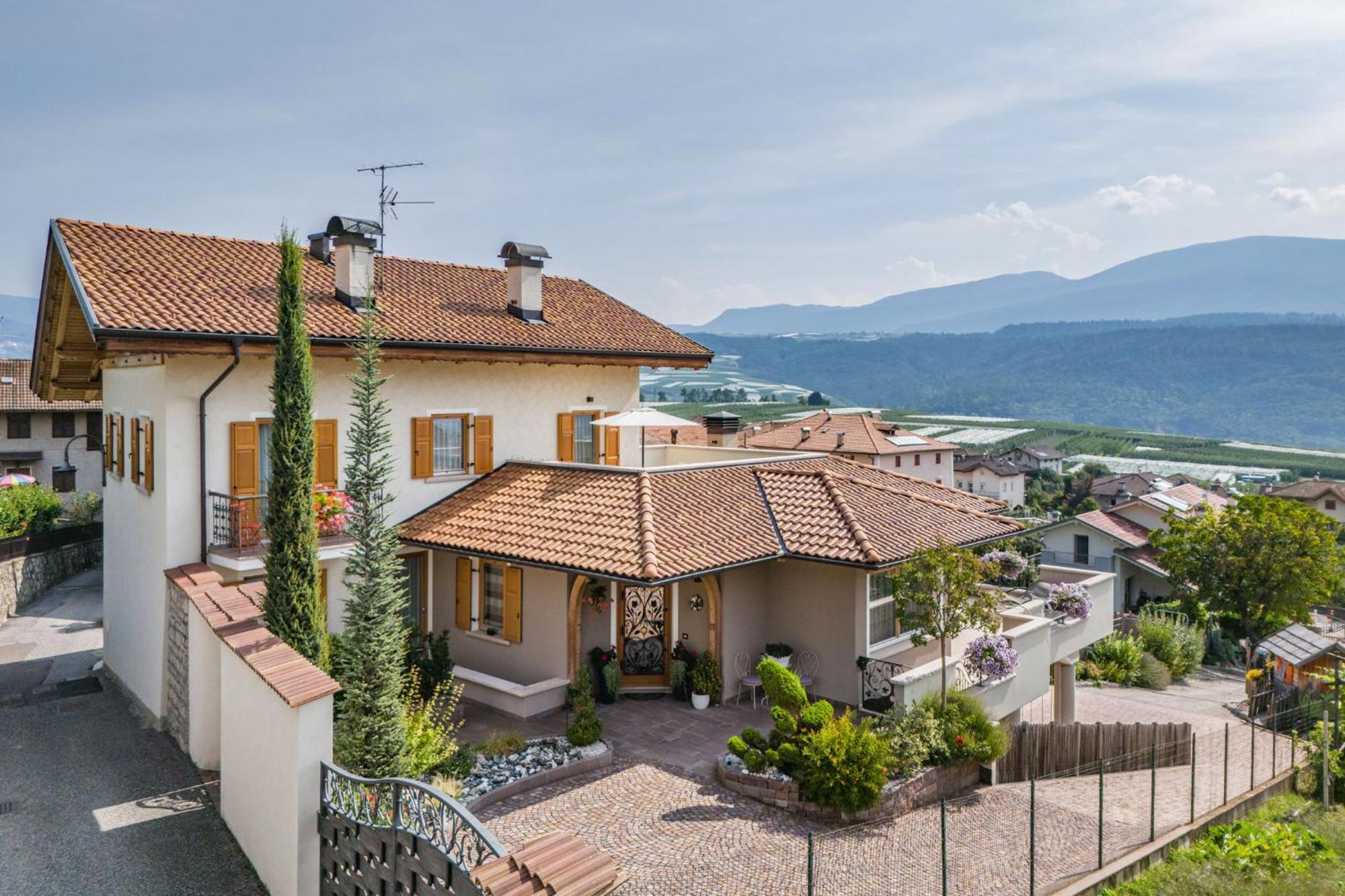 Horse House Bed & Breakfast Romallo Bagian luar foto